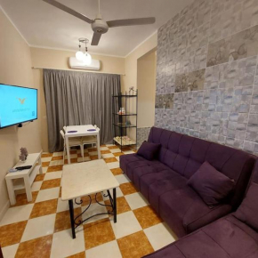 Spacious coral flat 2 bedrooms and 3 balconies